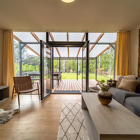 Hébergement de vacances Moderní Se Zastřešenou Terasou V Docházkové Vzdálenosti Na Pláž Nalzovicke Podhaji